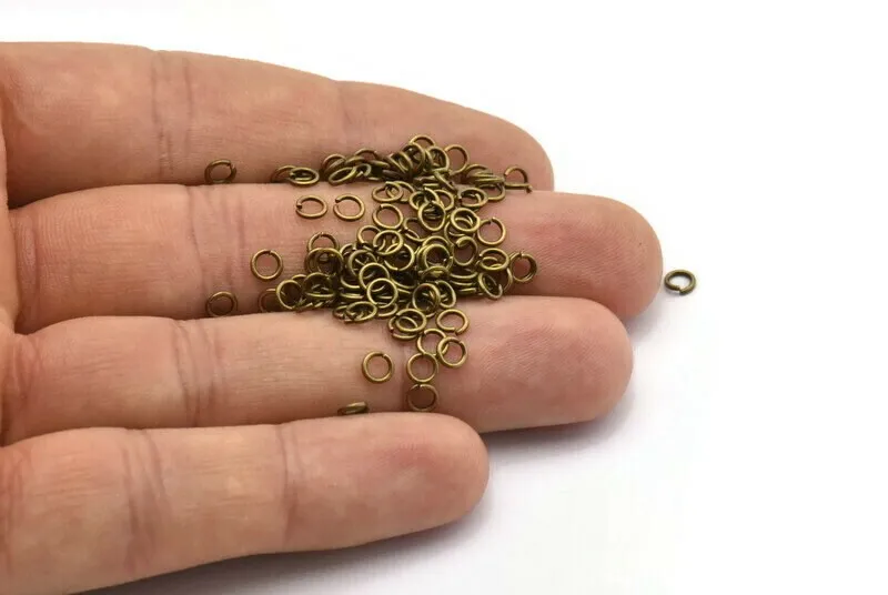 4mm Jump Ring - 100 Antique Brass Round Jump Rings Connectors Findings (4x0.70mm) R-08 ( A0339 )