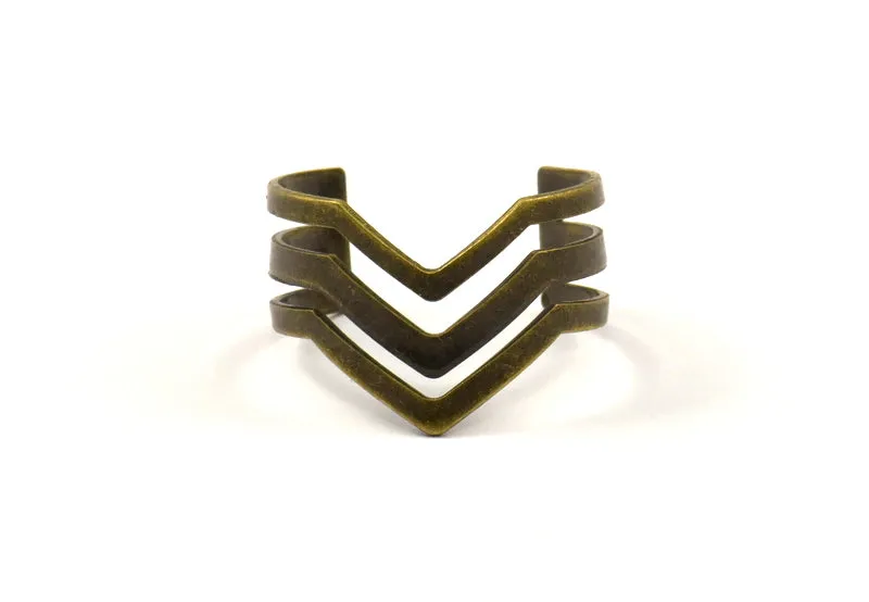 Antique Bronze Chevron Ring - 3 Antique Bronze Plated Adjustable Triple Chevron Rings (16x17mm / 23 Gauge) Mn01