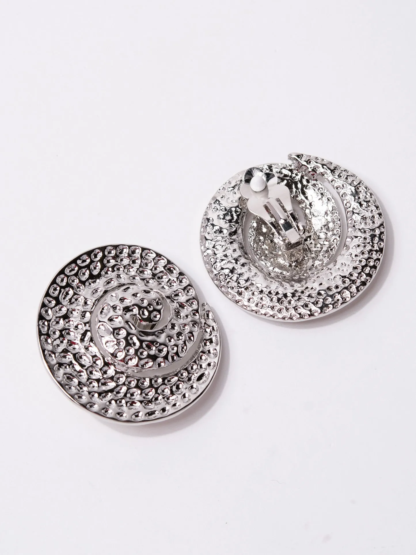 Ava Swirl Clip-On Textured Earrings