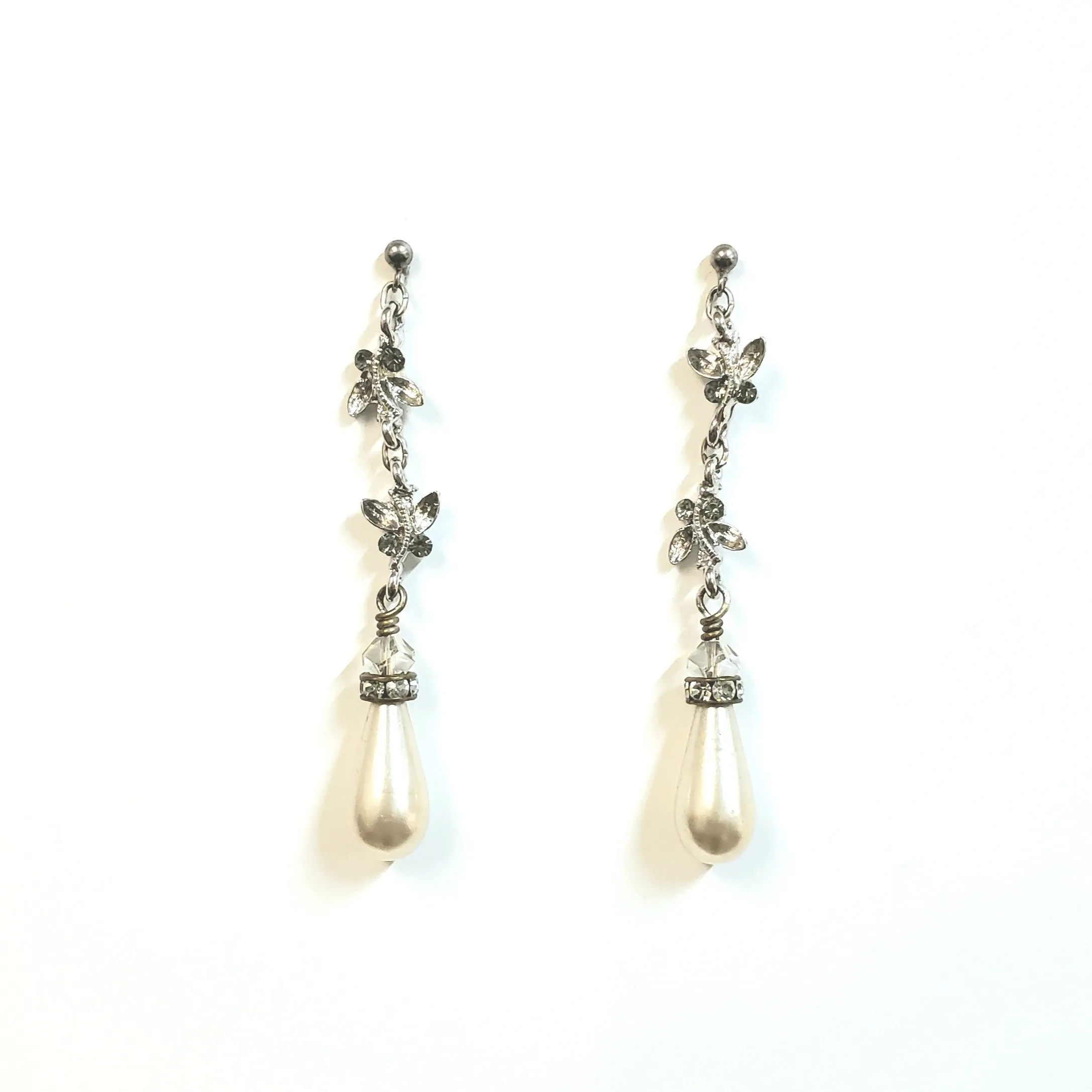 Flutter Crystal pearl drop earrings