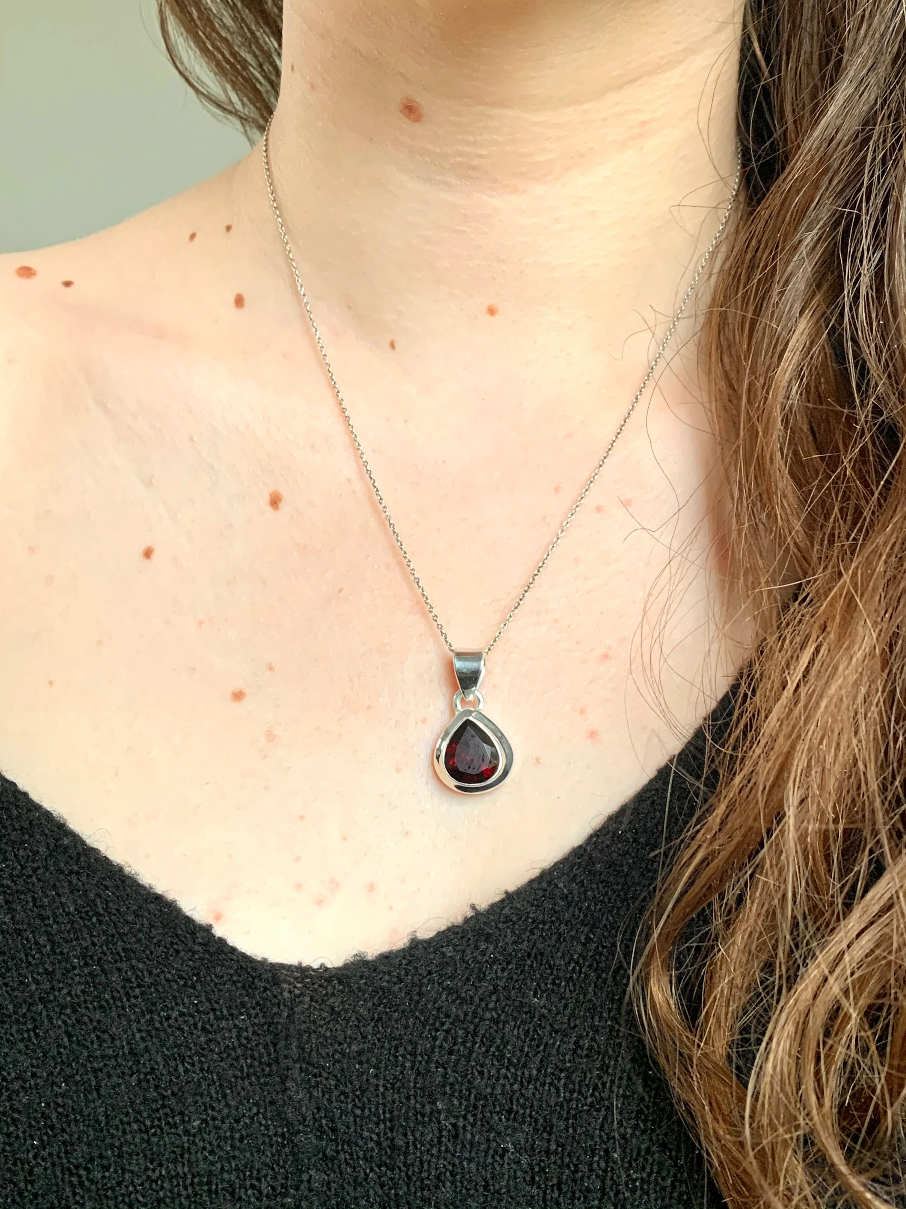 Garnet Ansley Pendant - Teardrop