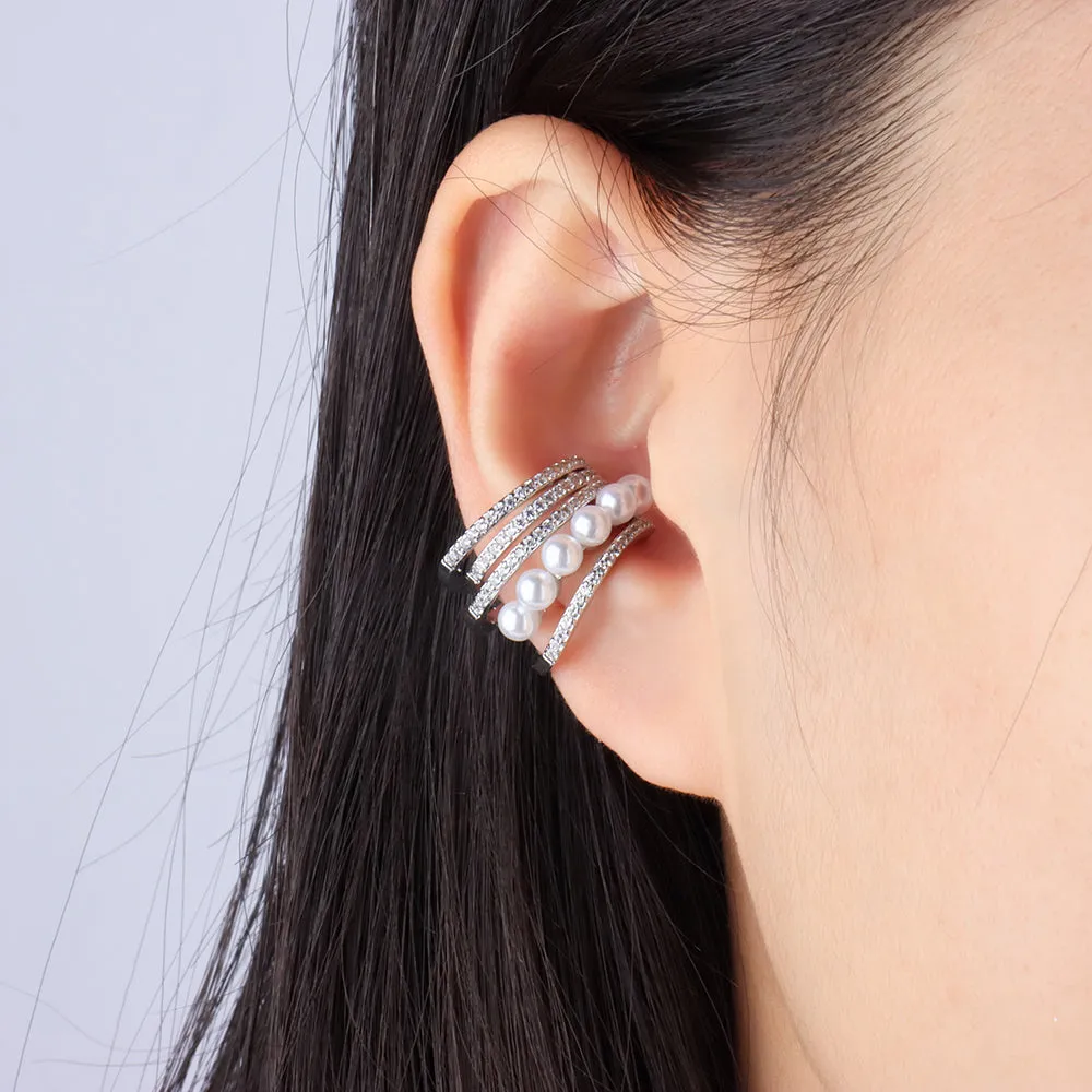 Glam Pearl Ear Cuff