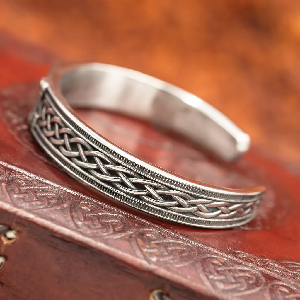 Mjolnir and knotwork Bangle