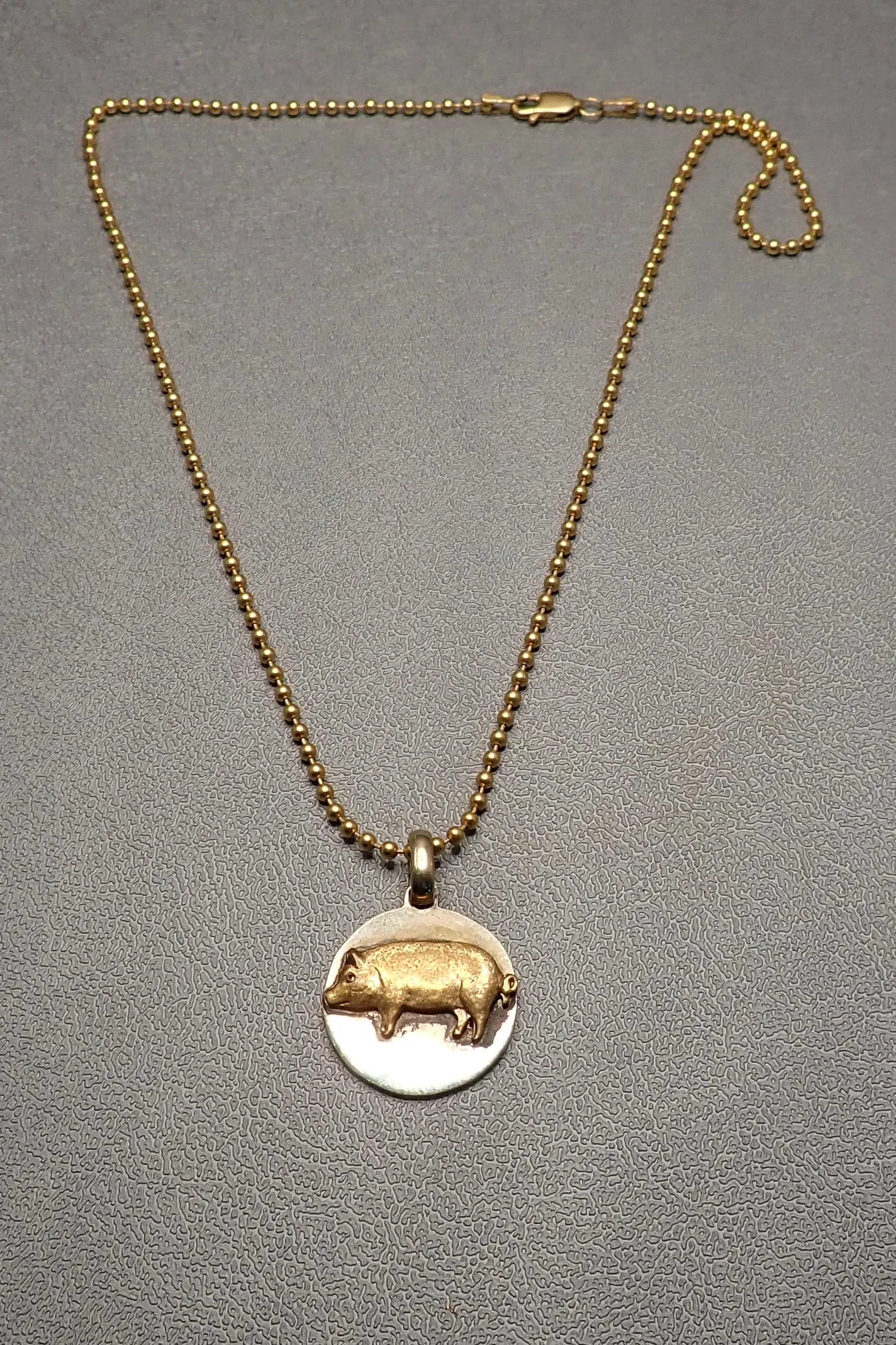 PIGGIE PENDANT