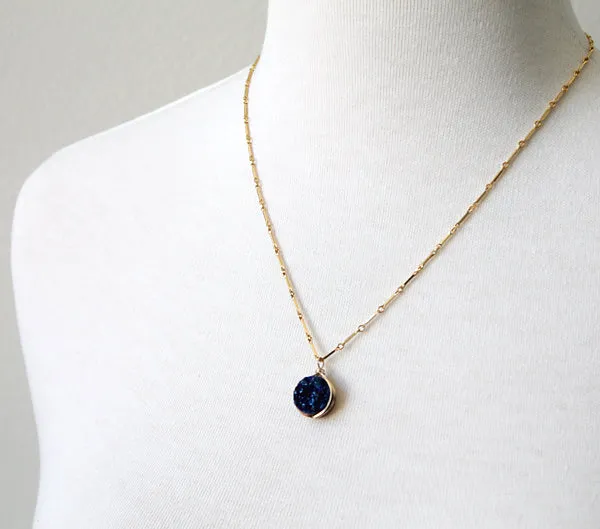 Round Druzy Pendant Necklace