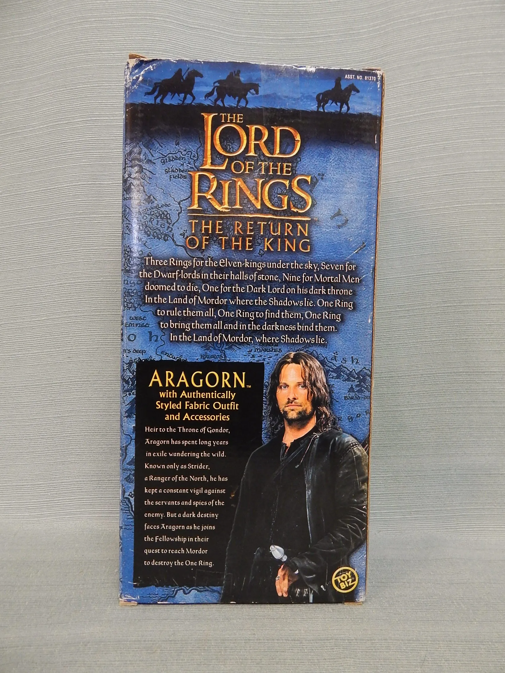 The Lord of the Rings 2003 New Line Figurine - Aragorn - New in Box!