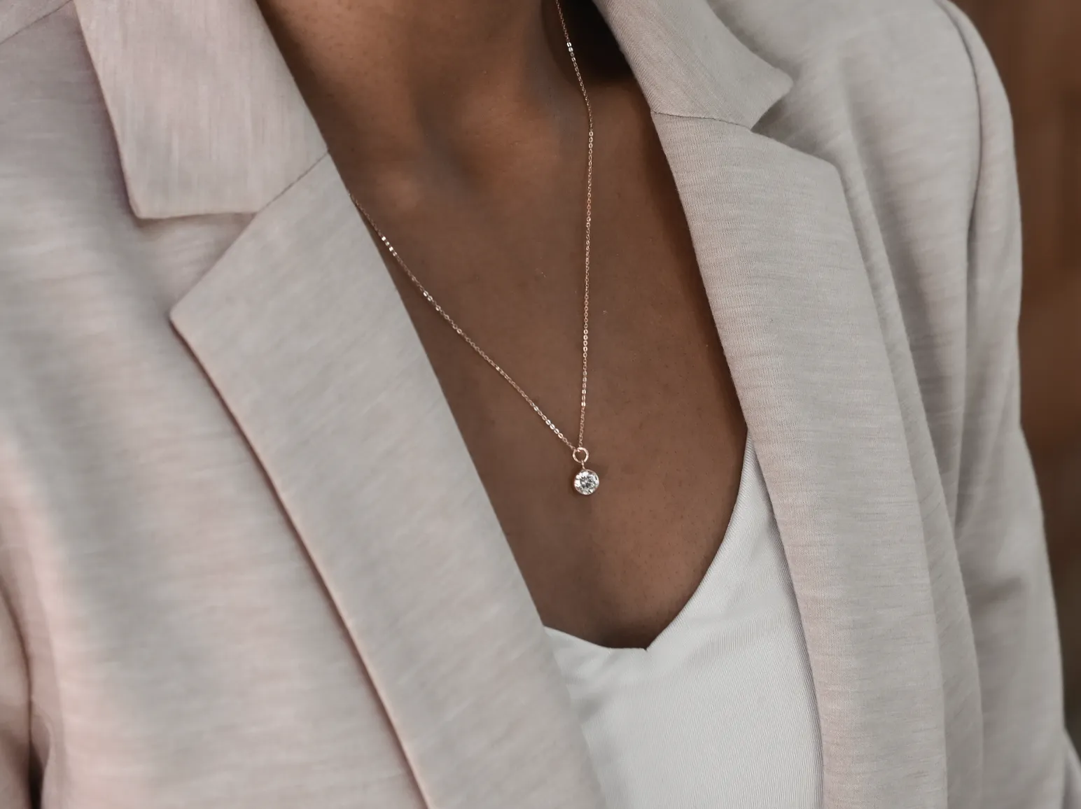 The Solitaire Pendant