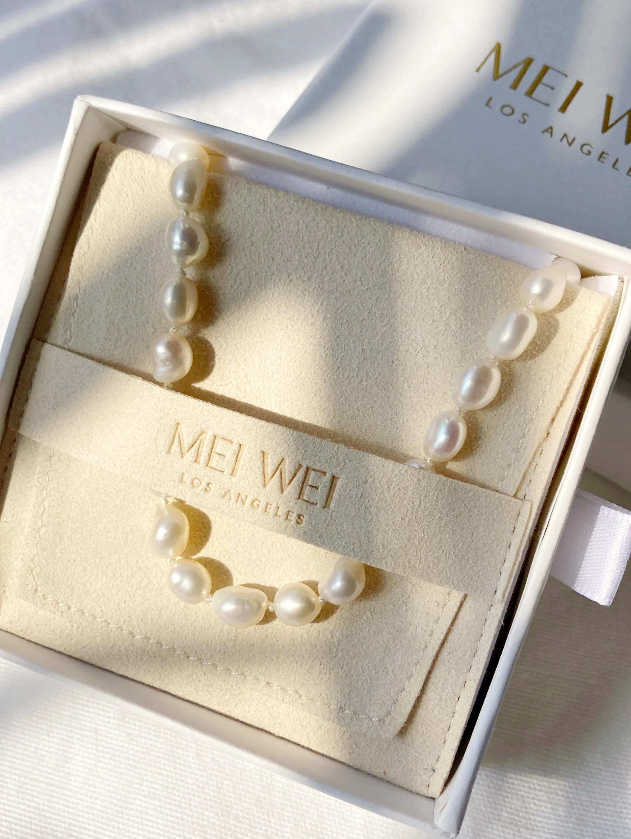 Venus Pearl Necklace